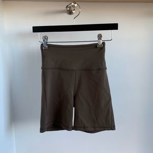 unlabeled earl grey workout shorts xs